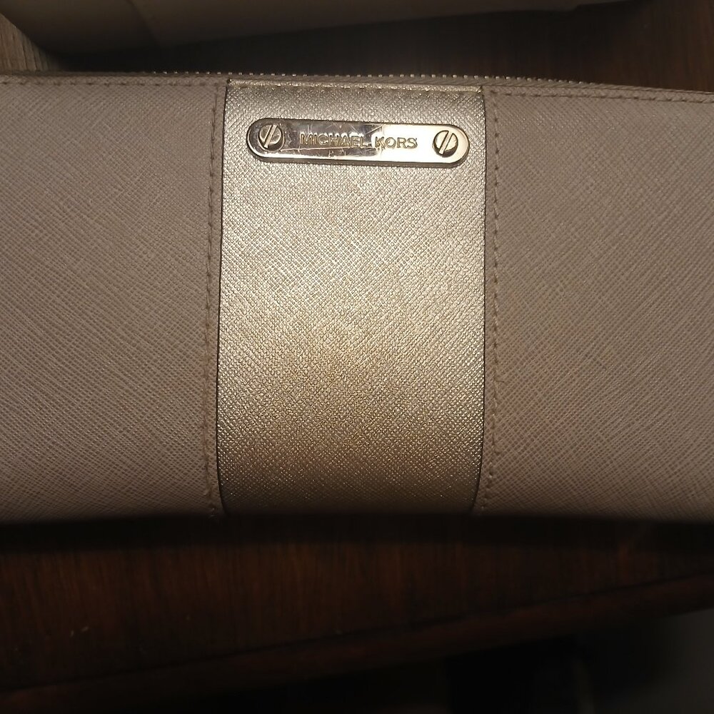 Michael Kors Silver Clutch Wallet